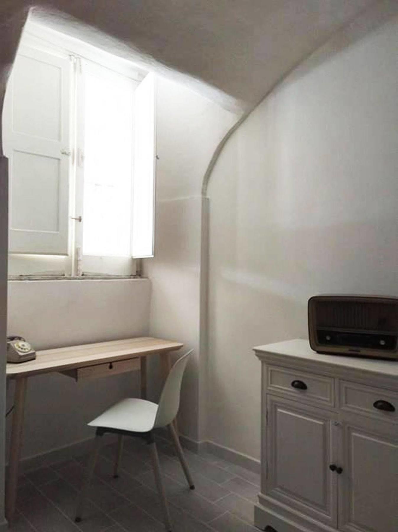 Monohouse Apartment เนเปิลส์ ภายนอก รูปภาพ