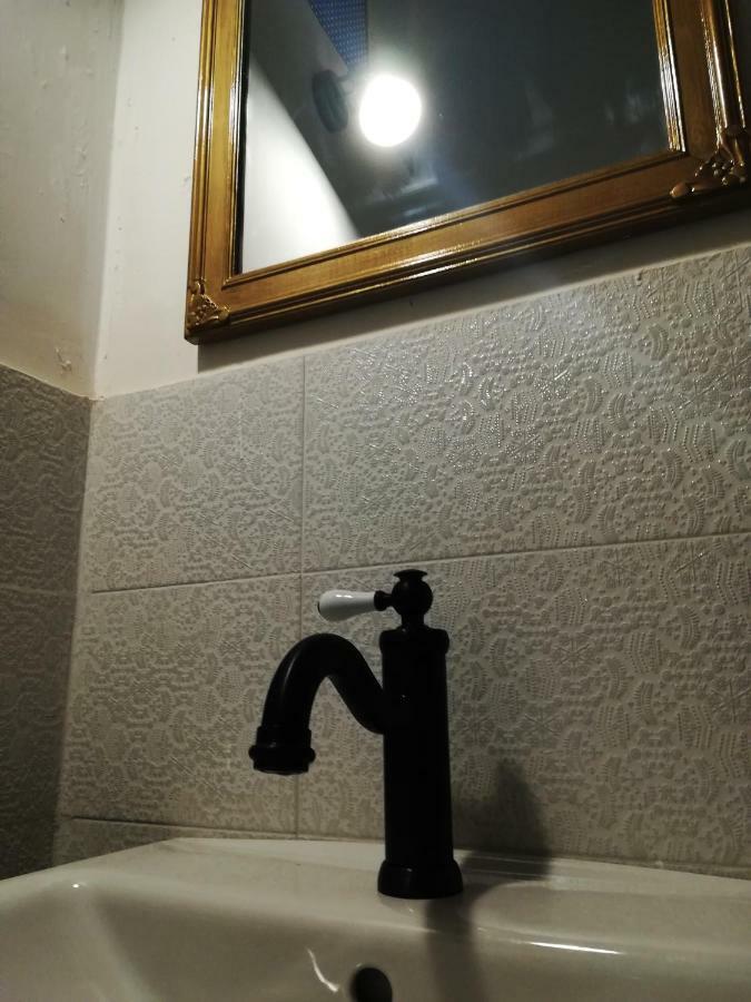 Monohouse Apartment เนเปิลส์ ภายนอก รูปภาพ